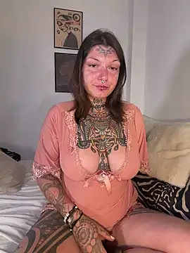 lizzardqueeen Webcam-Show