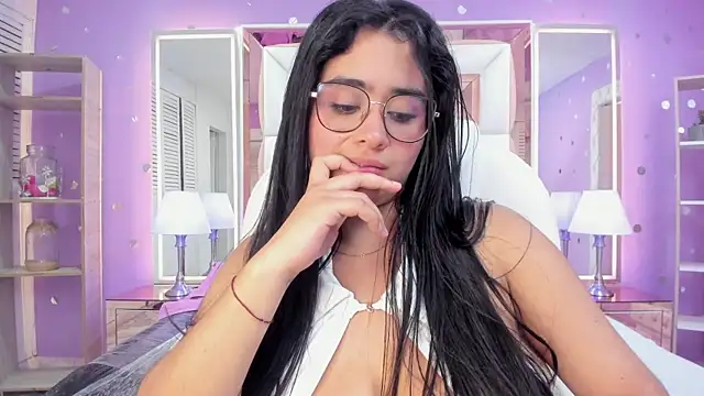 scarlette_15_'s Live XXX Chat