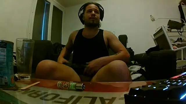 bananahot31's Webcam Show