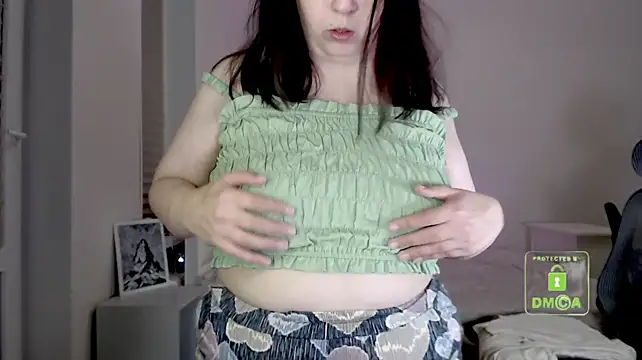 Chat +18 de cute_and_hot ao vivo