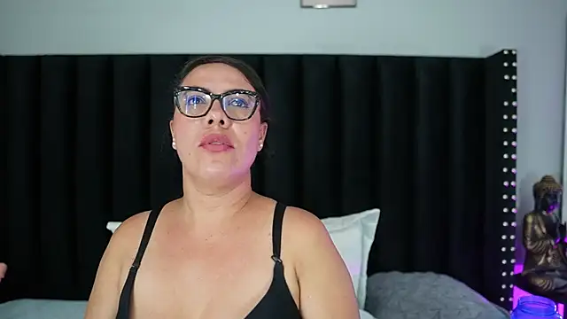 hotlatinateacher – Live XXX-chat
