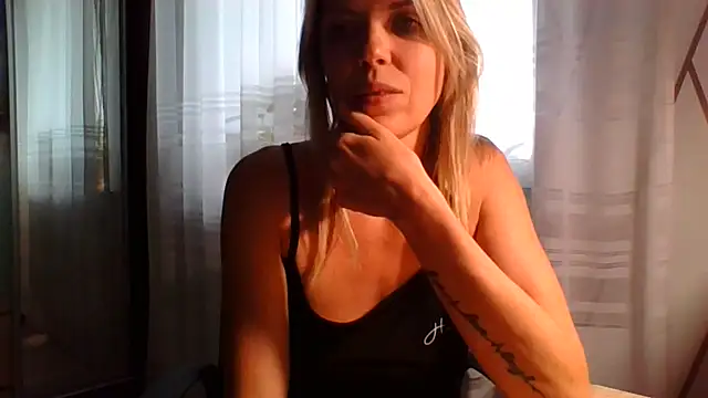 Chat +18 de VelvetLove287 ao vivo