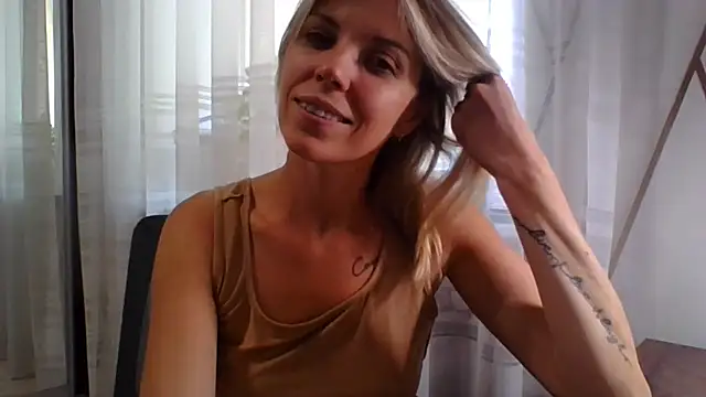 Chat XXX en directo de VelvetLove287