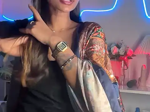 Miss_lilly_69: διαδικτυακό σόου στην κάμερα