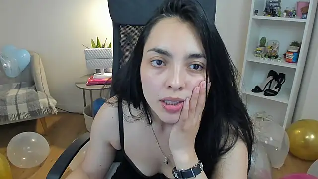 _BellaEvans_ Chat XXX in diretta