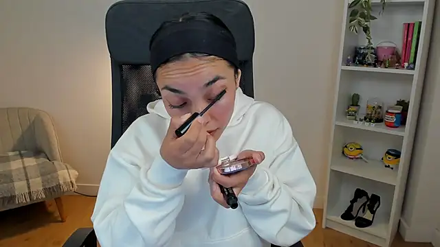 _BellaEvans_ Chat XXX in diretta