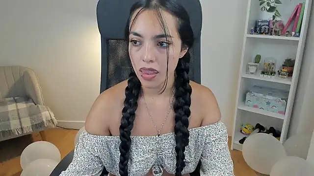 _BellaEvans_'s Live XXX Chat