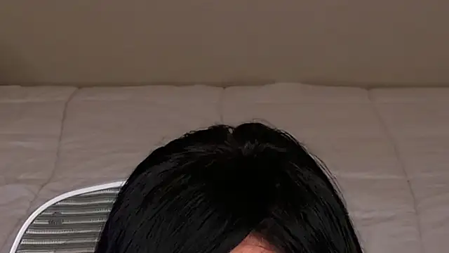 xprettysmilex Show in webcam