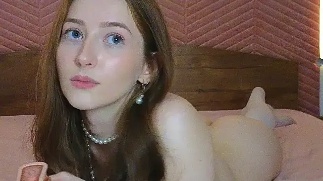 MichaelaDelly: вебкам-шоу