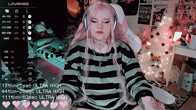 noori__hope Show Webcam