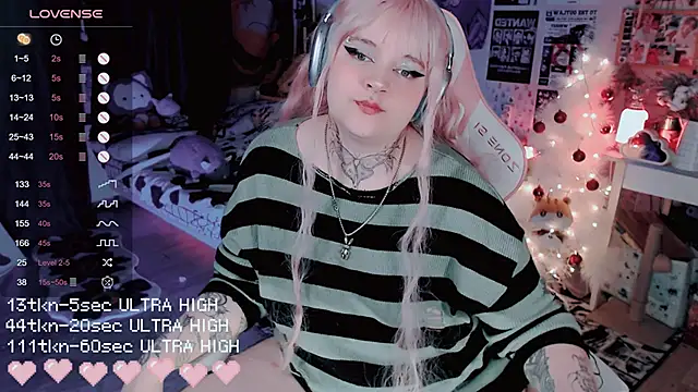 noori__hopen Webbikameraesitys