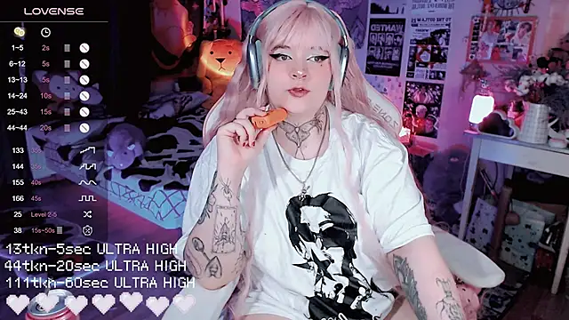 noori__hope Show in webcam