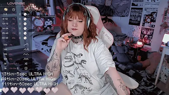 noori__hope Show in webcam