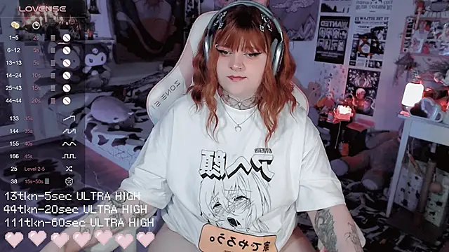 noori__hope: διαδικτυακό σόου στην κάμερα