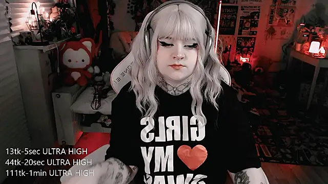 noori__hope Show in webcam