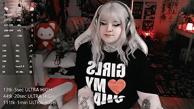 noori__hope Show in webcam