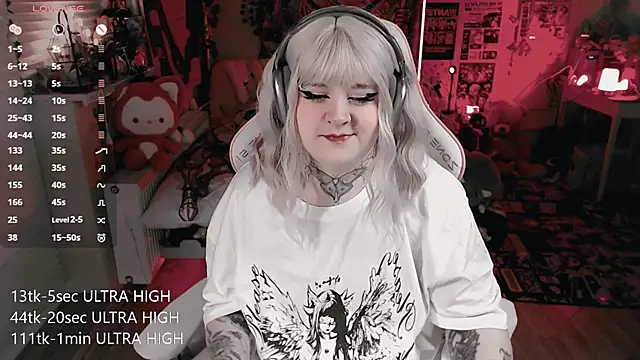 noori__hope Show in webcam