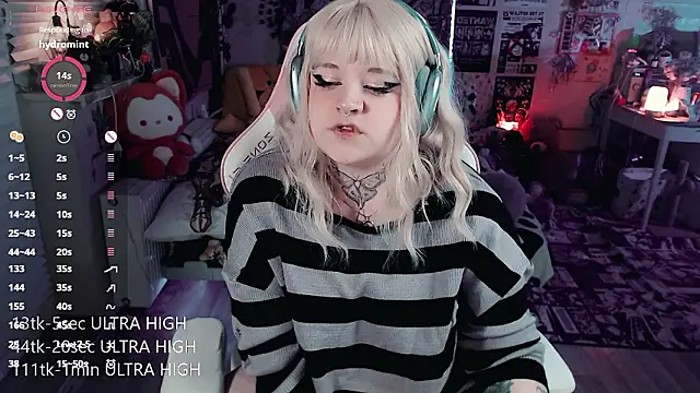 Webkamerová show noori__hope