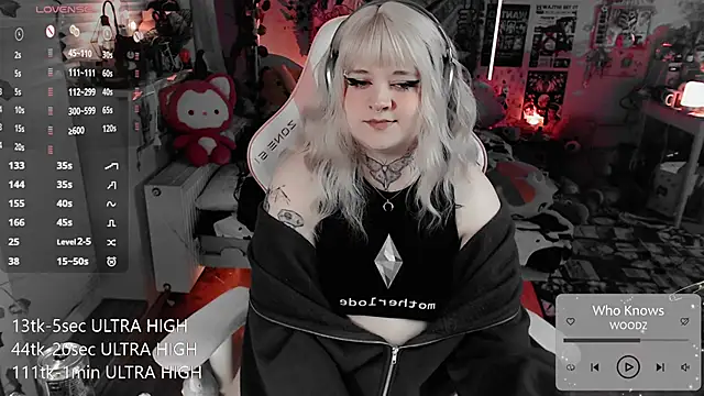 noori__hope Show in webcam