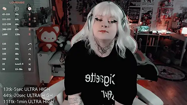 noori__hope's Webcam Show