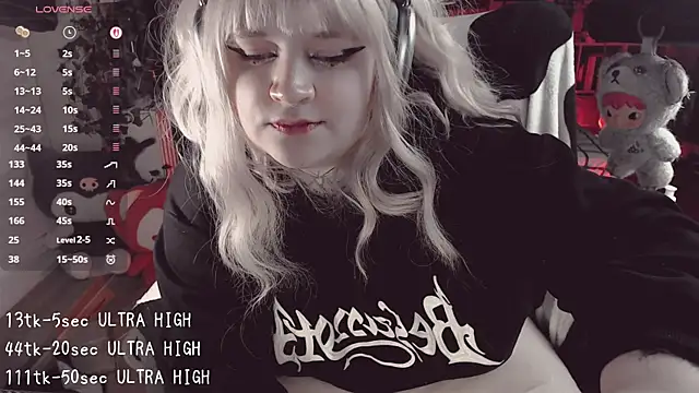 Chat +18 de noori__hope ao vivo