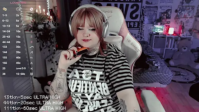 Živá chatovací místnost noori__hope