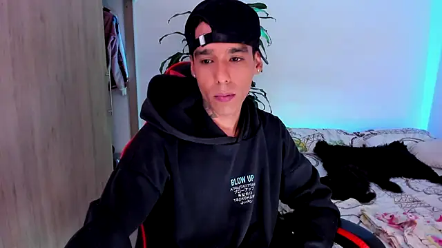 Damianwhite webcam show
