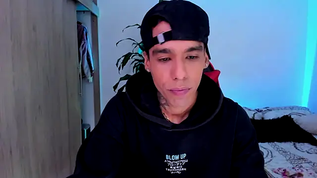 Damianwhite webcam show