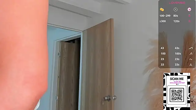 Chrishell_ Chat XXX in diretta