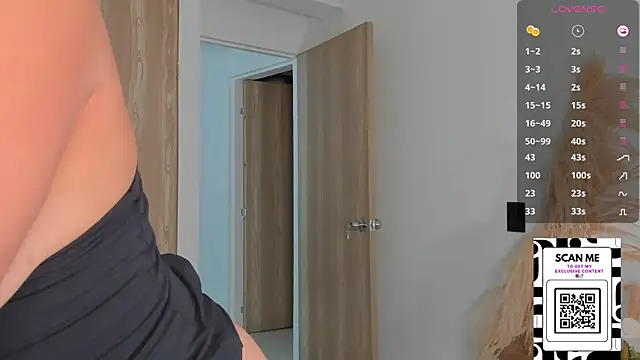 Chrishell_'s Live XXX Chat