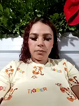 Pokazy przed kamerką – Mommy-Hot