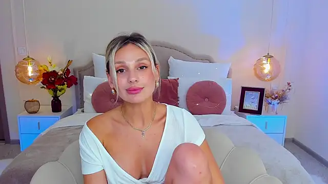 MissLoou Adlı Modelin Web Kamerası Şovu