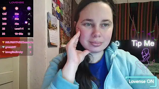 غرفة دردشة Cora_Maro المباشرة