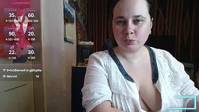Cora_Maro লাইভ XXX চ্যাট