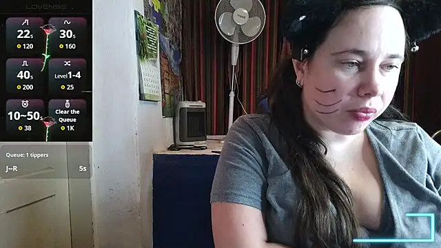 Cora_Maro লাইভ XXX চ্যাট