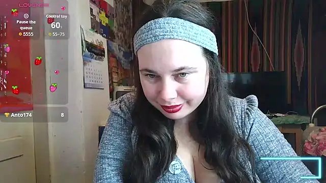 Chat +18 de Cora_Maro ao vivo