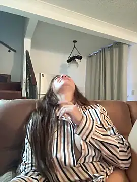 Chat XXX en directo de emmily_d