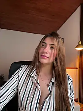emmily_d's Live XXX Chat