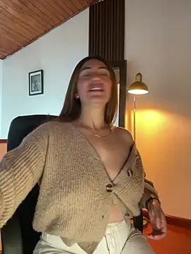 Czat XXX na żywo – emmily_d