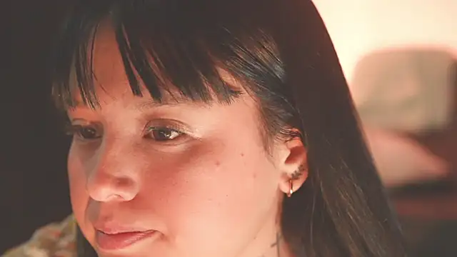 LorenRosse Show in webcam