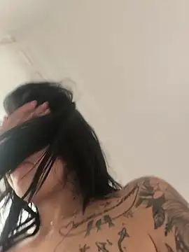 LorenRosse Pertunjukan Webcam