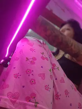 Živý XXX chat LorenRosse