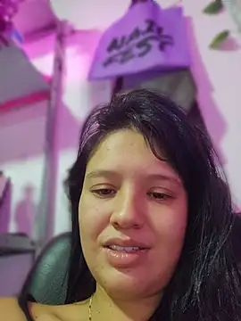 LorenRosse Show in webcam