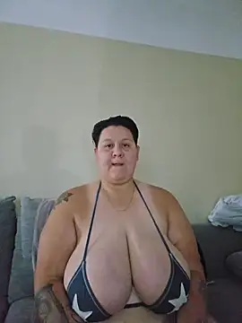 DevilDahm Show in webcam