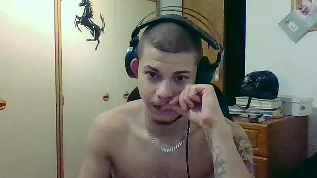 Show modela Saint_LexVII na web-kameri