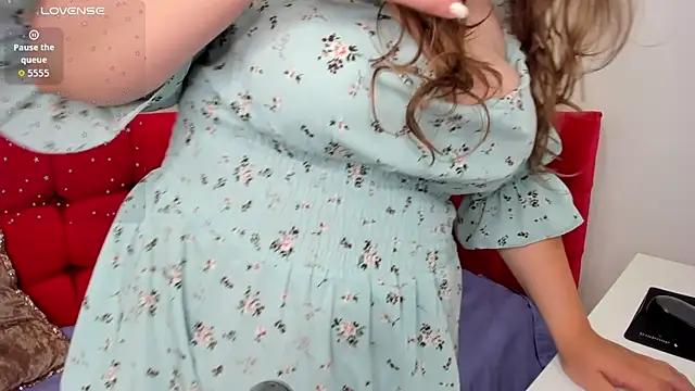 MonikaCharming Chat XXX in diretta