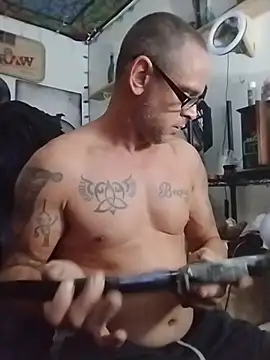 Buffshagswell: διαδικτυακό σόου στην κάμερα