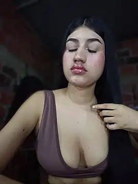 Julix_A Live XXX-chat