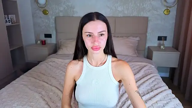 Chat +18 de Snow_WhiteeeX ao vivo