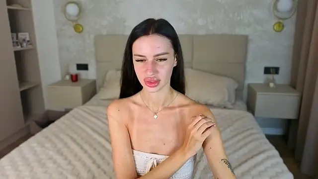 Chatroom XXX en direct de Snow_WhiteeeX